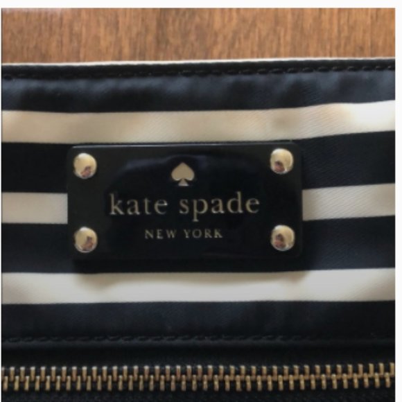 Kate Spade Crossbody Purse - Picture 4 of 4